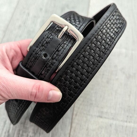 Tommy Bahama Black Brown Leather Belt Braided with Silver Buckle Size 44 - Picture 1 of 11